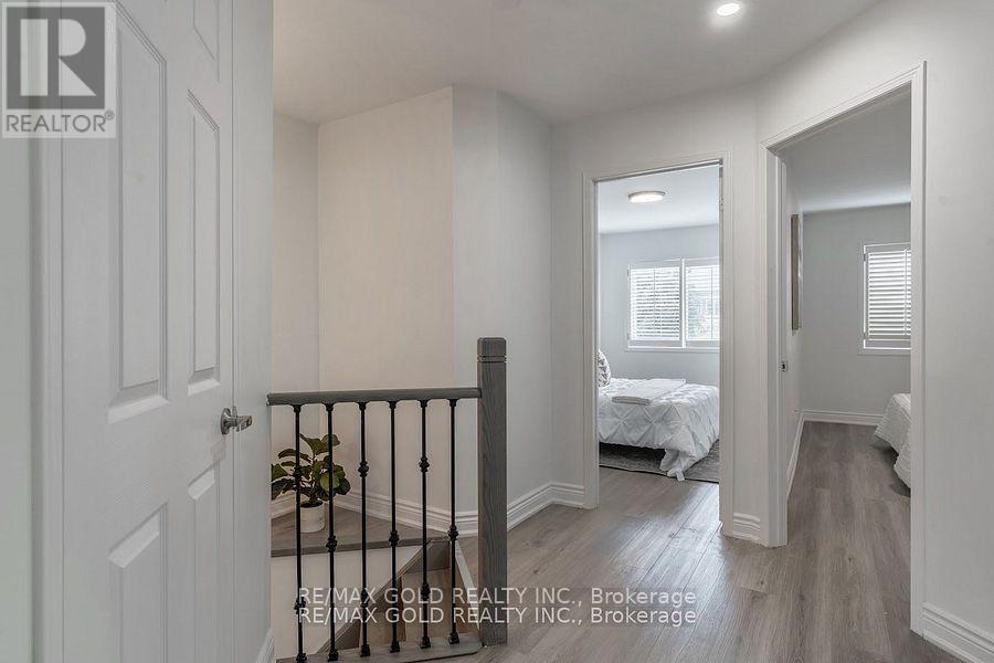7 Harding Street, Halton Hills (Georgetown), Ontario  L7G 6B1 - Photo 21 - W12419401