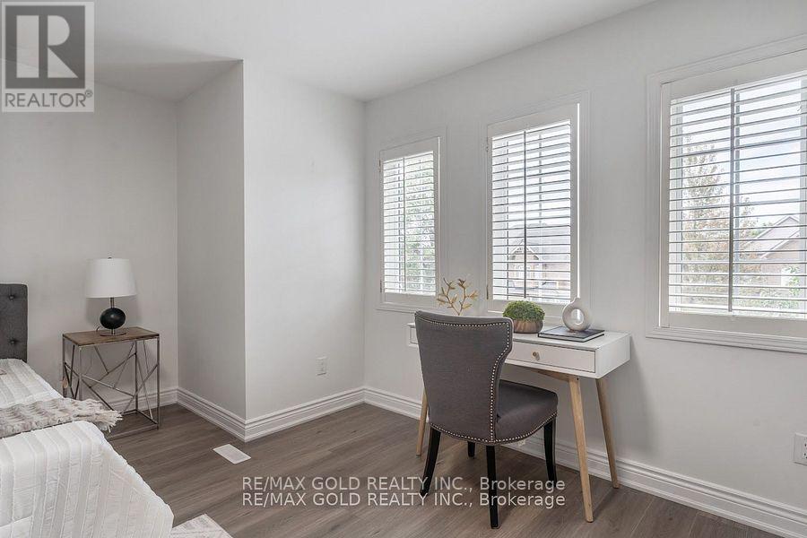 7 Harding Street, Halton Hills (Georgetown), Ontario  L7G 6B1 - Photo 29 - W12419401