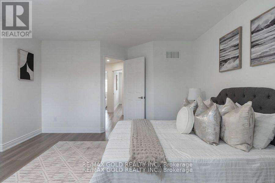 7 Harding Street, Halton Hills (Georgetown), Ontario  L7G 6B1 - Photo 30 - W12419401