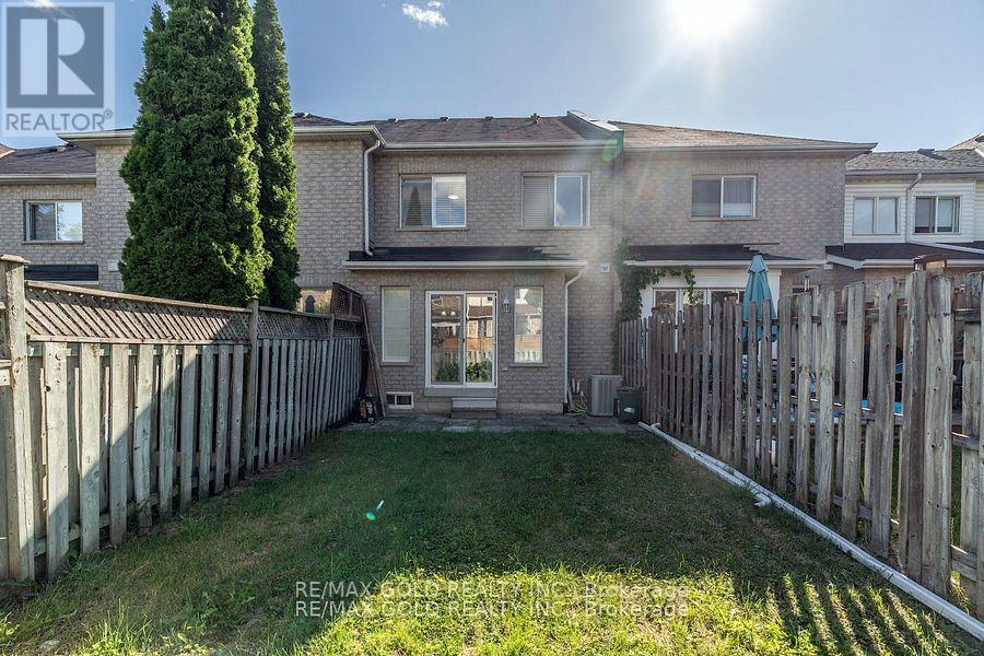 7 Harding Street, Halton Hills (Georgetown), Ontario  L7G 6B1 - Photo 42 - W12419401
