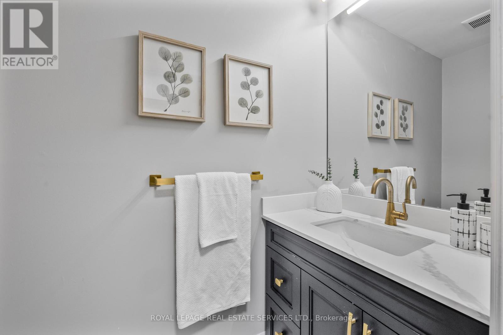 3551 Wass Crescent, Oakville, Ontario  L6L 6G2 - Photo 16 - W12419421