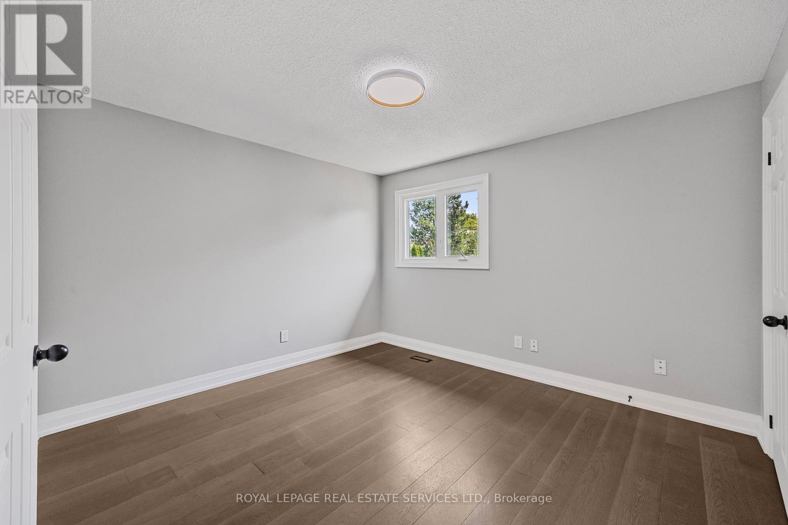 3551 Wass Crescent, Oakville, Ontario  L6L 6G2 - Photo 24 - W12419421