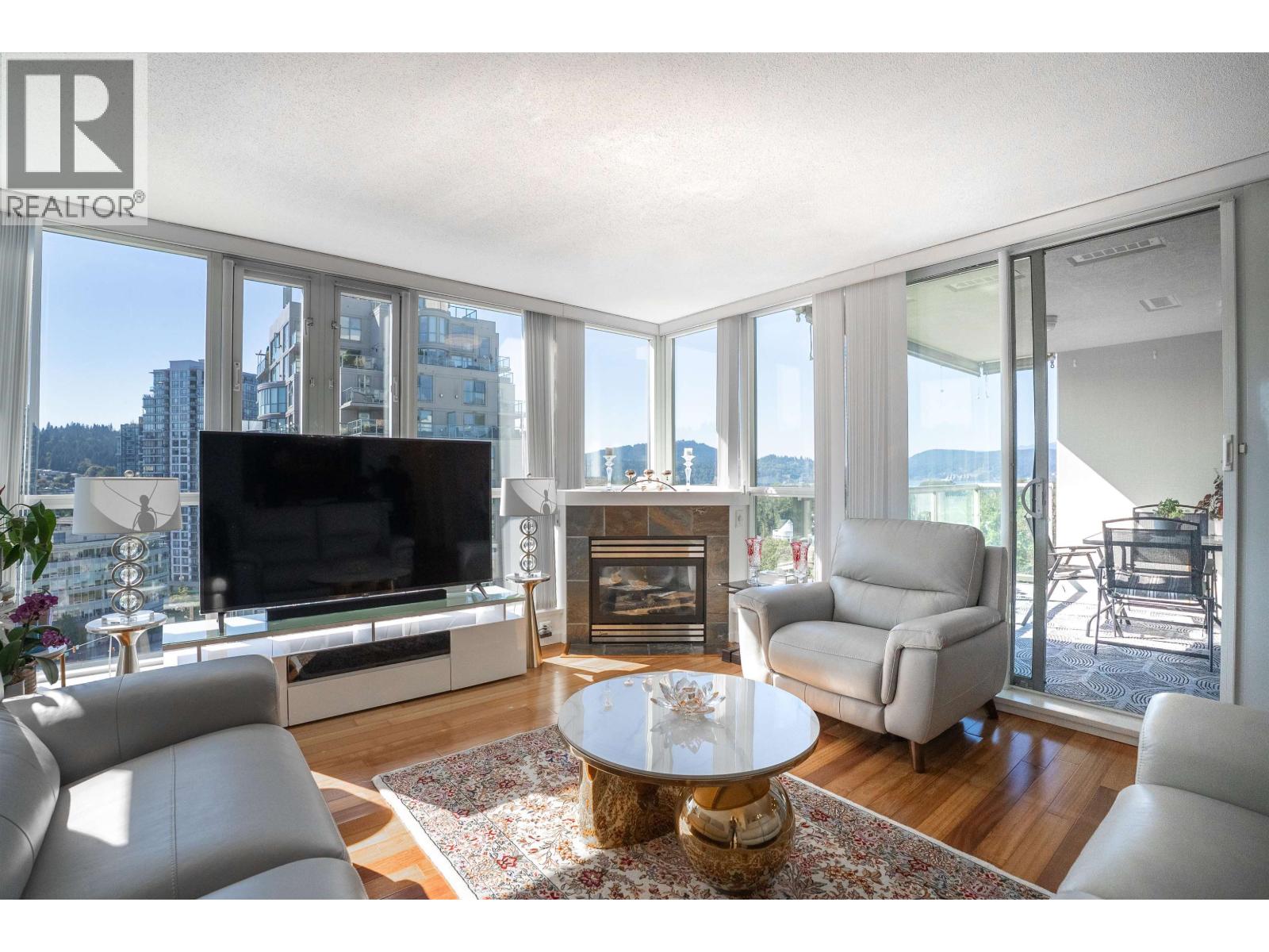 1403 235 GUILDFORD WAY, Port Moody, British Columbia