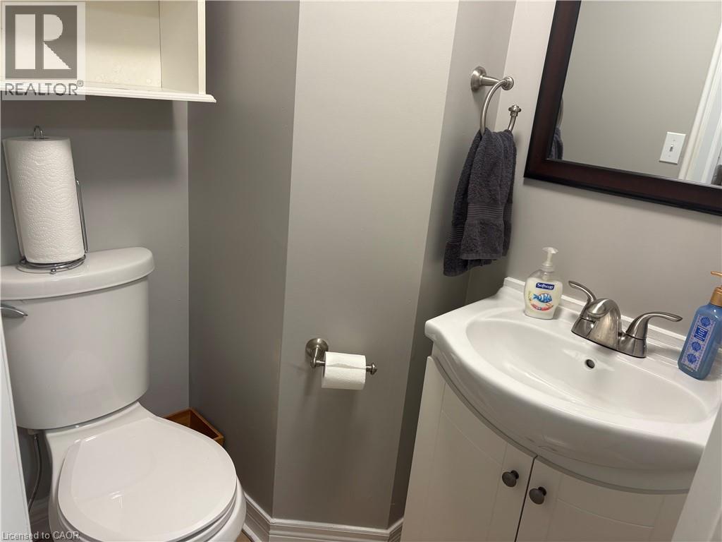 219 St Catharines Street Unit# 3, Smithville, Ontario  L0R 2A0 - Photo 3 - 40771324