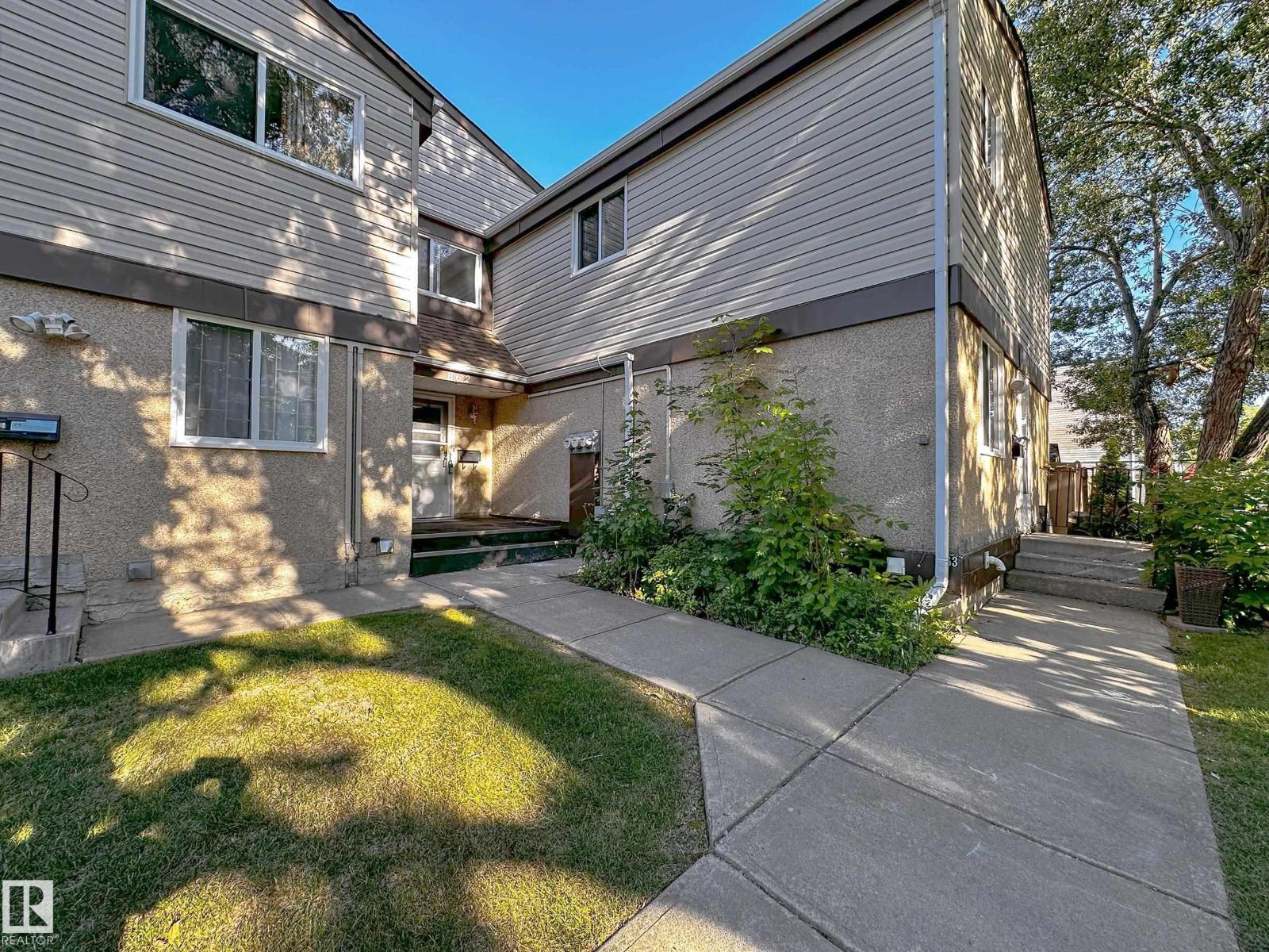862 Erin Pl Nw, Edmonton, Alberta  T5T 1M6 - Photo 3 - E4458942