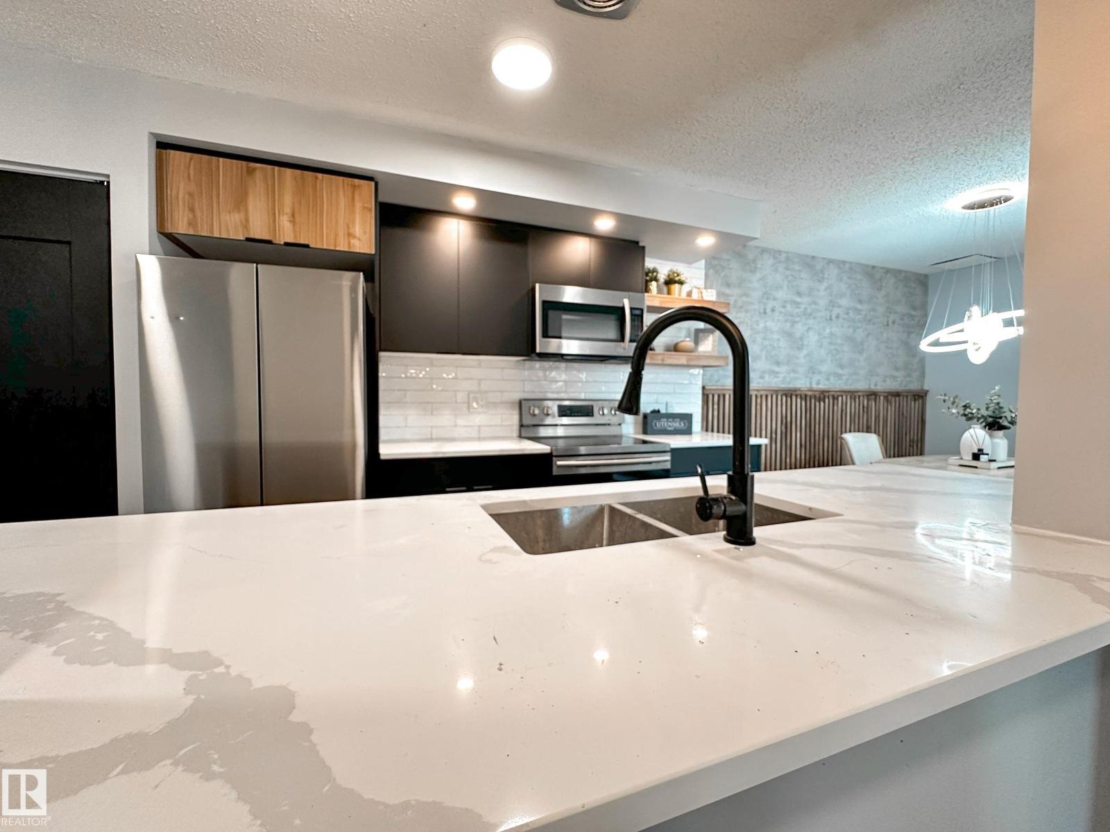 862 Erin Pl Nw, Edmonton, Alberta  T5T 1M6 - Photo 8 - E4458942