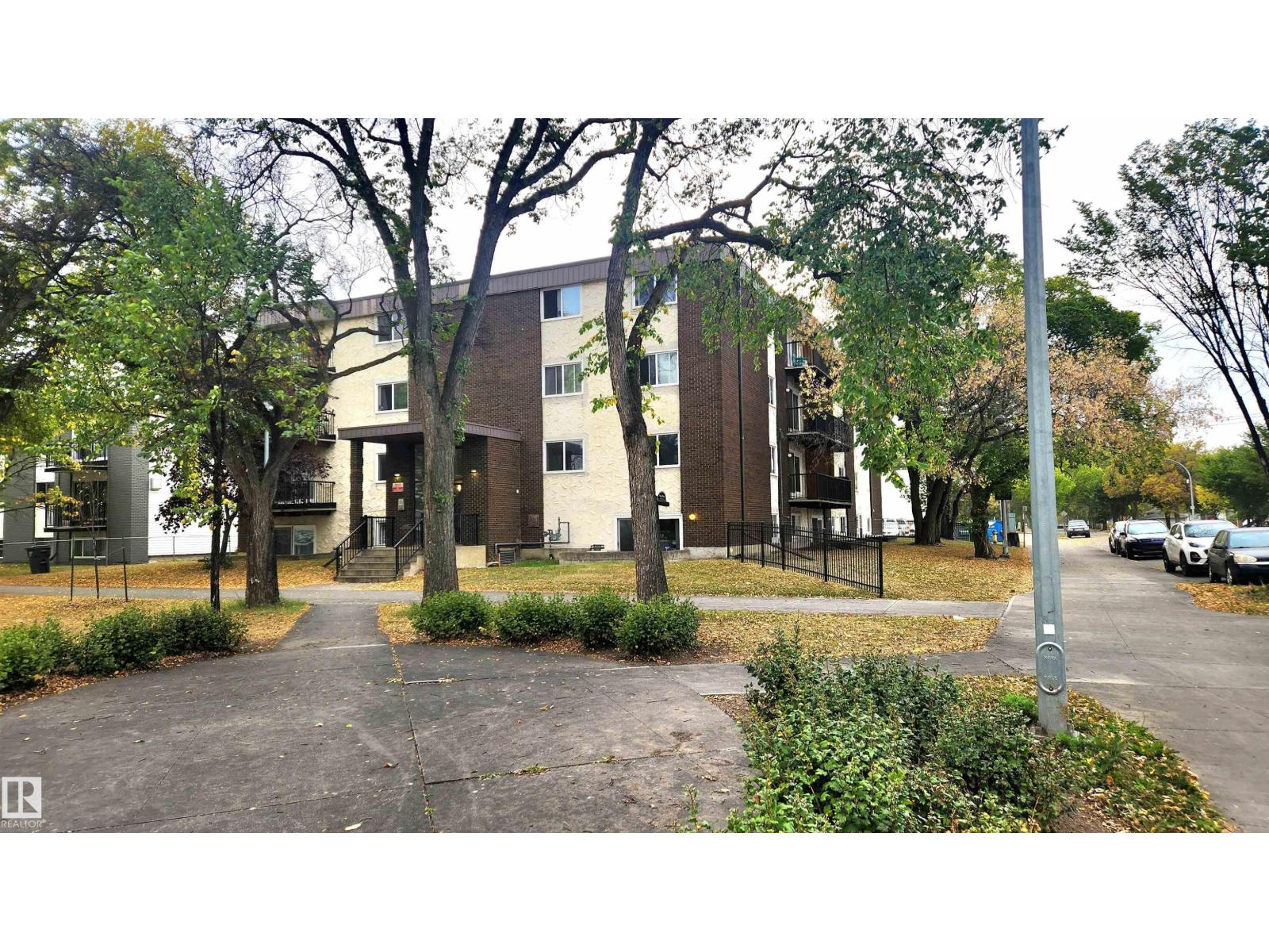 #304 10740 105 ST NW, Edmonton, Alberta