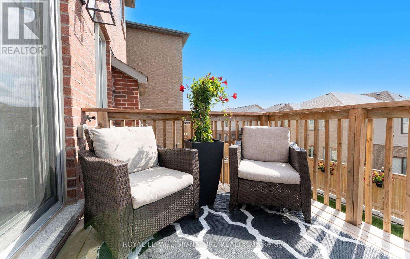 29 Sikura Circle, Aurora, Ontario  L4G 3Y8 - Photo 18 - N12418150