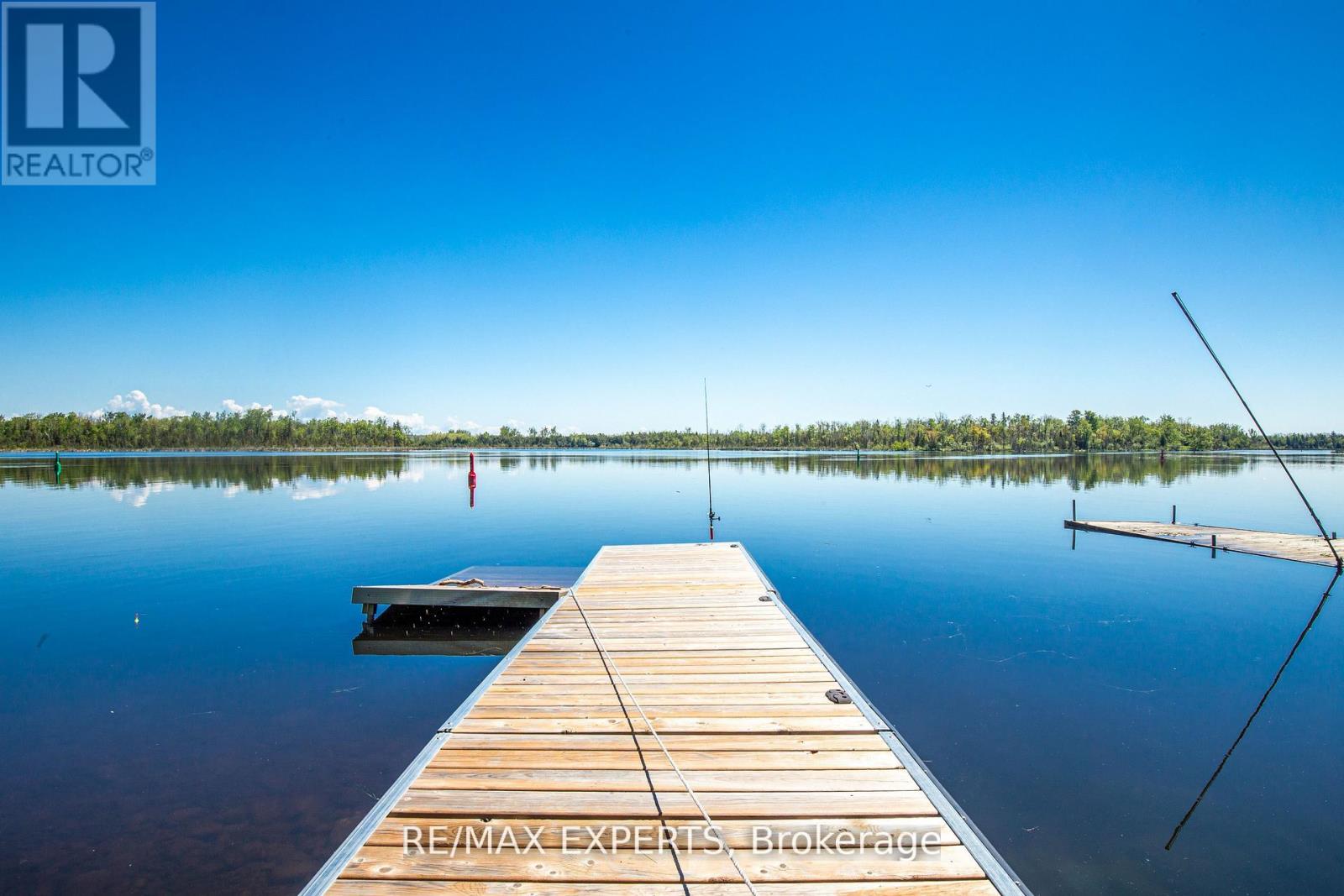 24 Riverside Drive, Kawartha Lakes, Ontario  K9V 0H6 - Photo 10 - X12419414