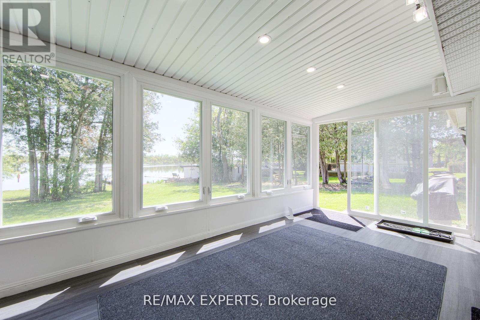 24 Riverside Drive, Kawartha Lakes, Ontario  K9V 0H6 - Photo 14 - X12419414
