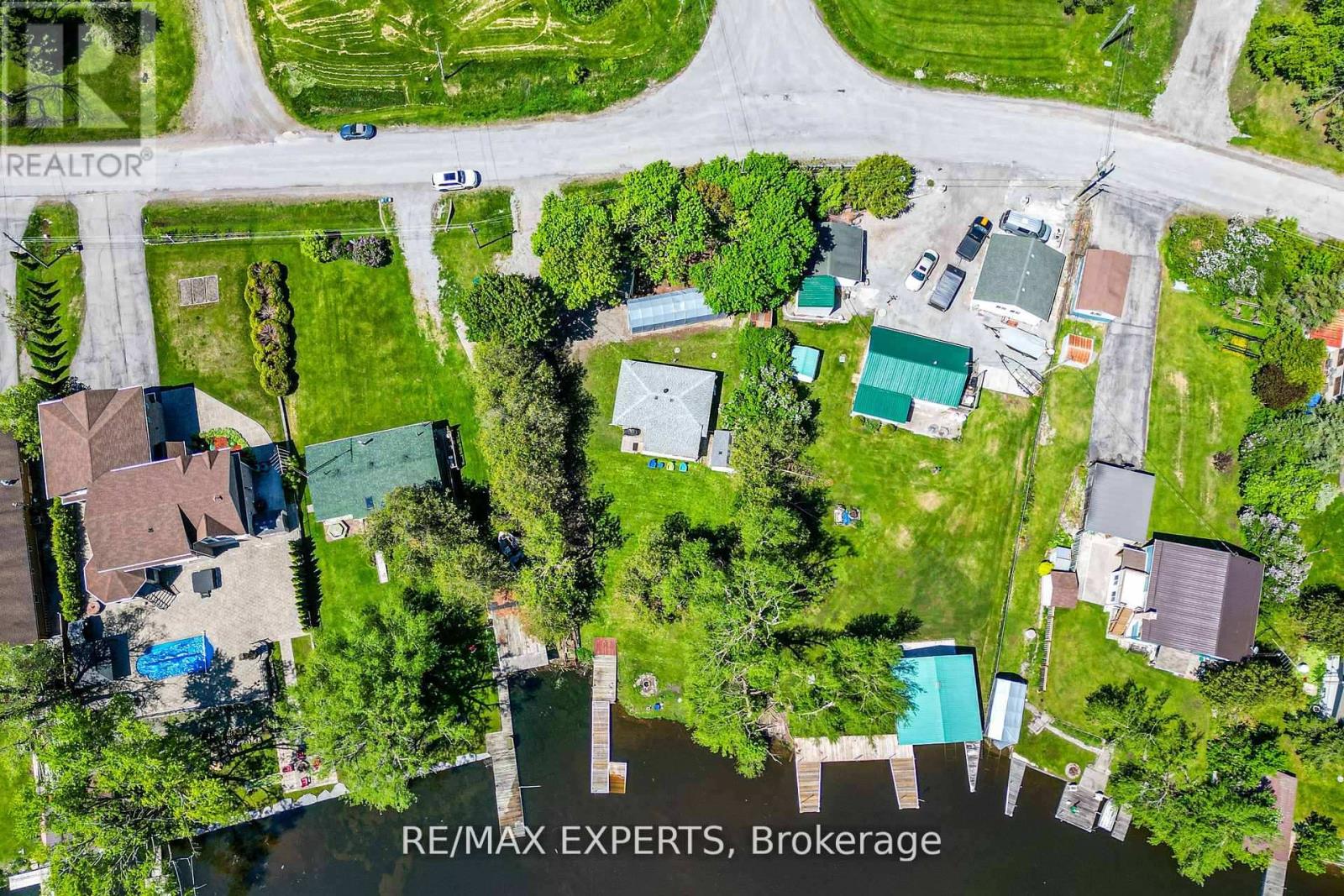 24 Riverside Drive, Kawartha Lakes, Ontario  K9V 0H6 - Photo 3 - X12419414