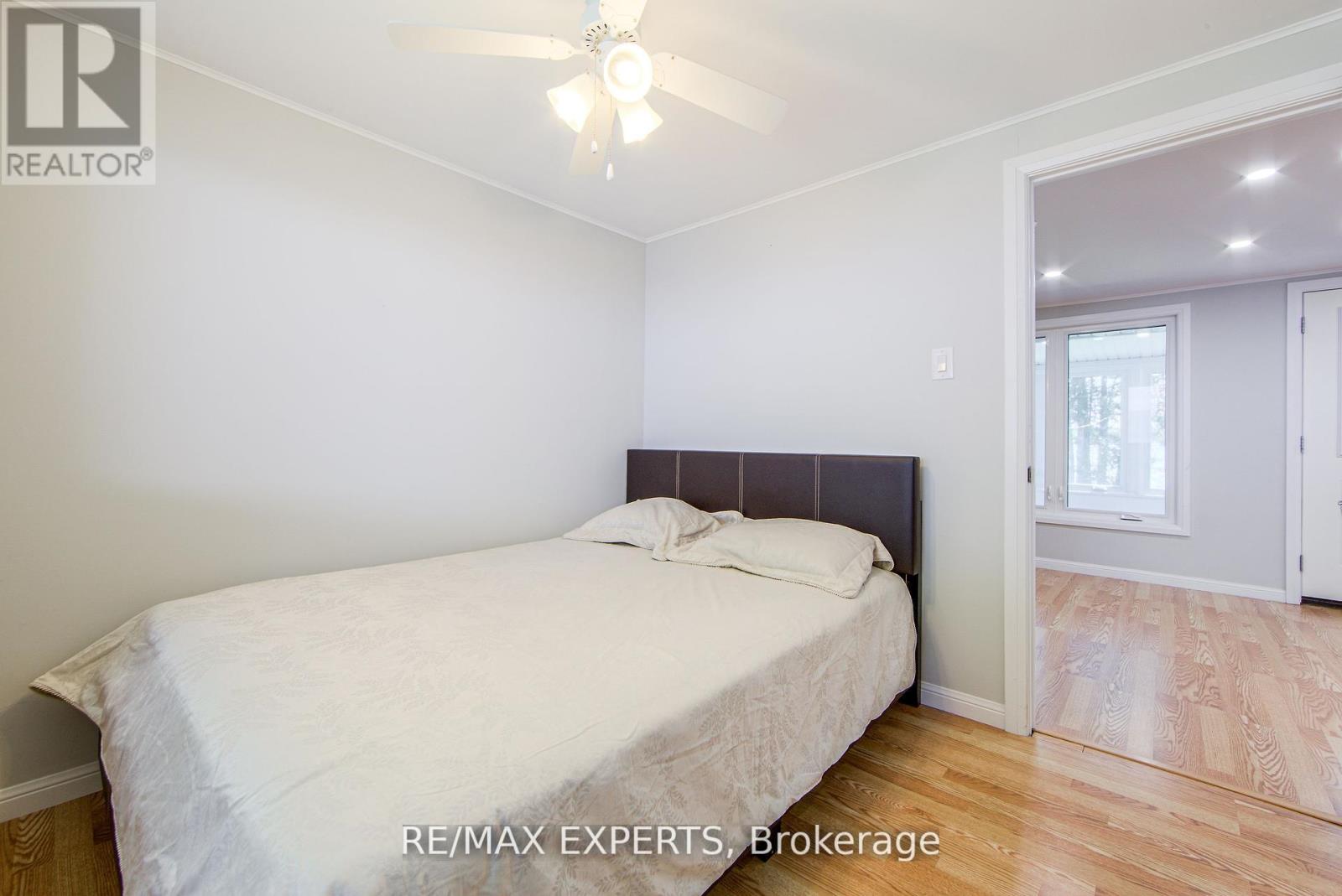 24 Riverside Drive, Kawartha Lakes, Ontario  K9V 0H6 - Photo 34 - X12419414