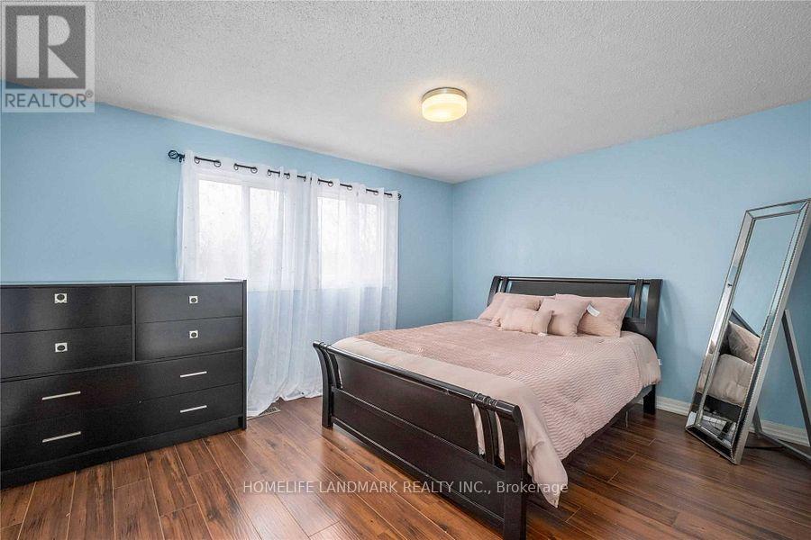2764 Willowmore Way, Mississauga, Ontario  L5N 3N9 - Photo 17 - W12355892