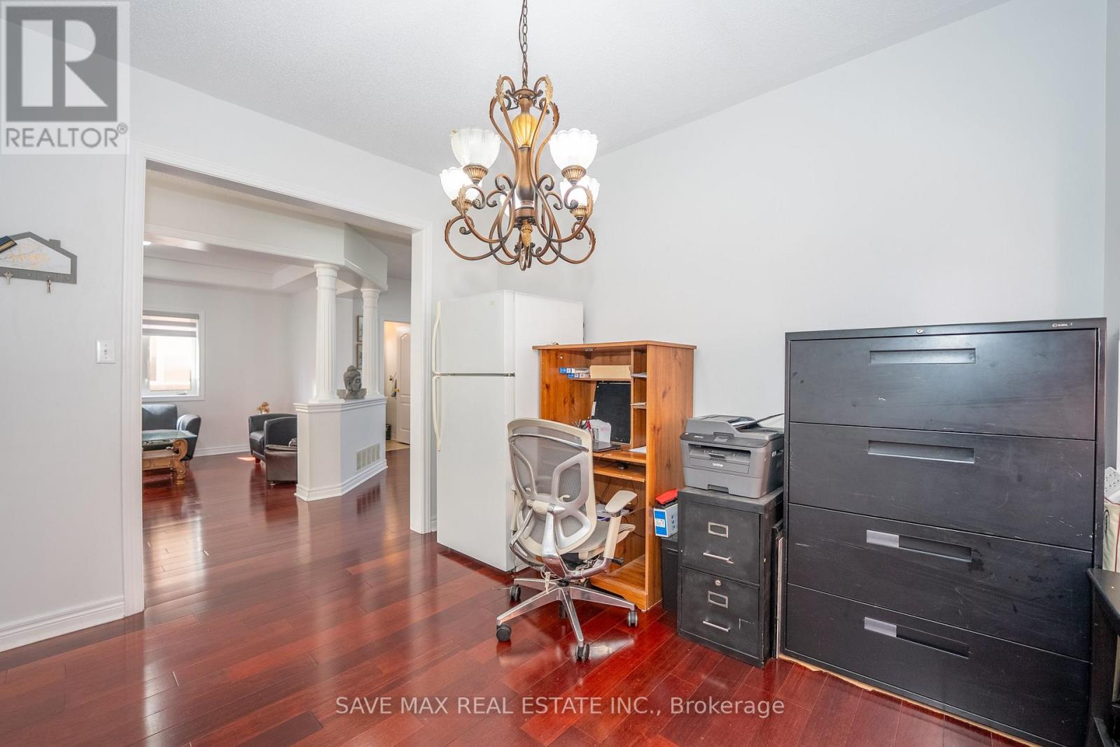 17 Charger Lane, Brampton, Ontario  L7A 3B2 - Photo 14 - W12419252
