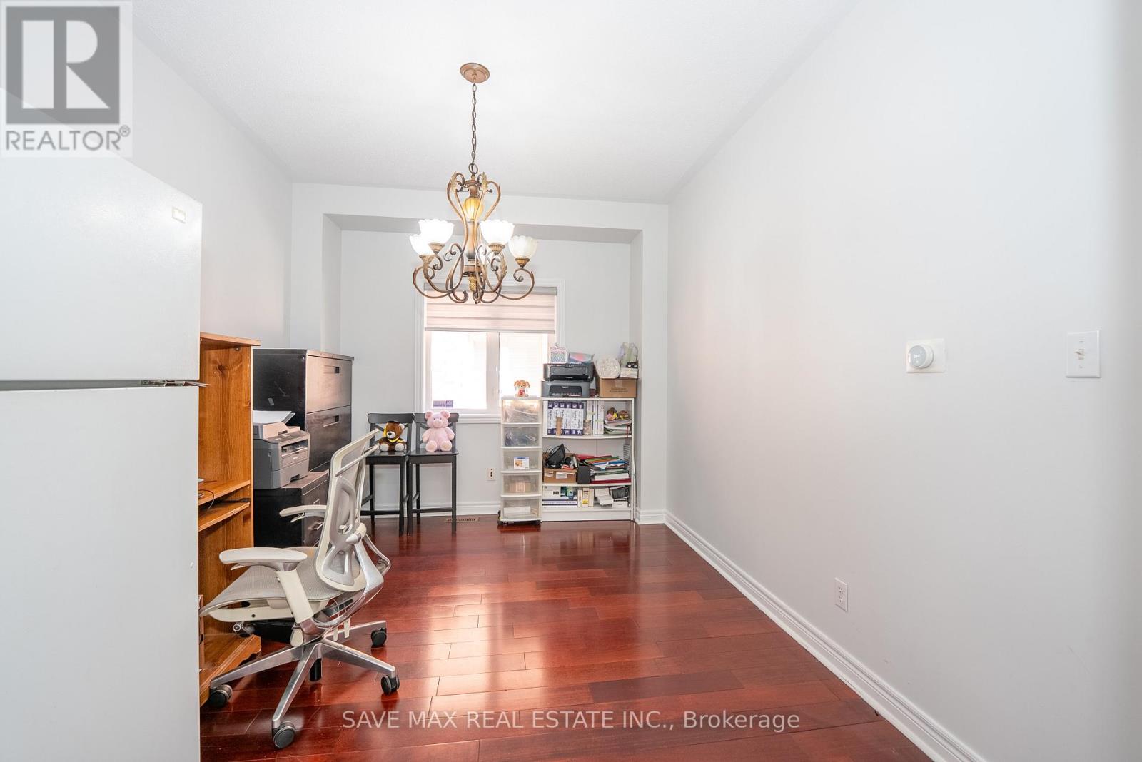 17 Charger Lane, Brampton, Ontario  L7A 3B2 - Photo 13 - W12419252