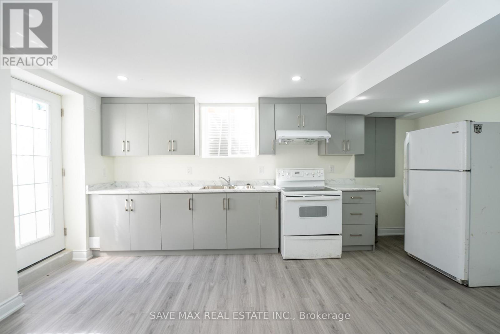 17 Charger Lane, Brampton, Ontario  L7A 3B2 - Photo 38 - W12419252