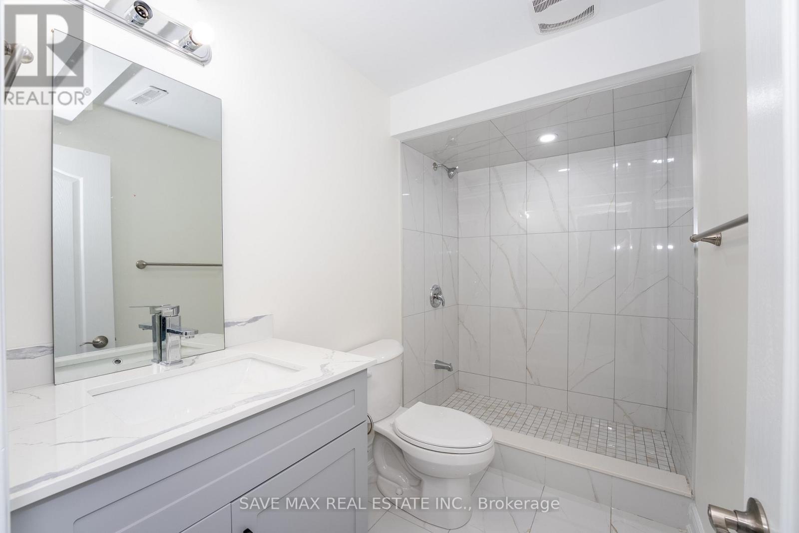 17 Charger Lane, Brampton, Ontario  L7A 3B2 - Photo 46 - W12419252