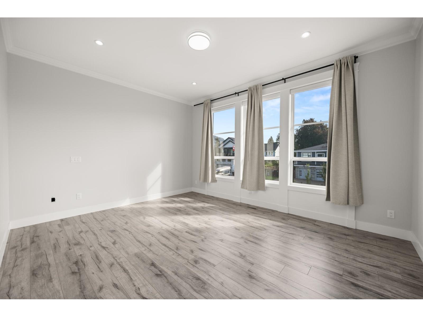 8379 Mctaggart Street, Mission, British Columbia  V2V 0G3 - Photo 30 - R3050671
