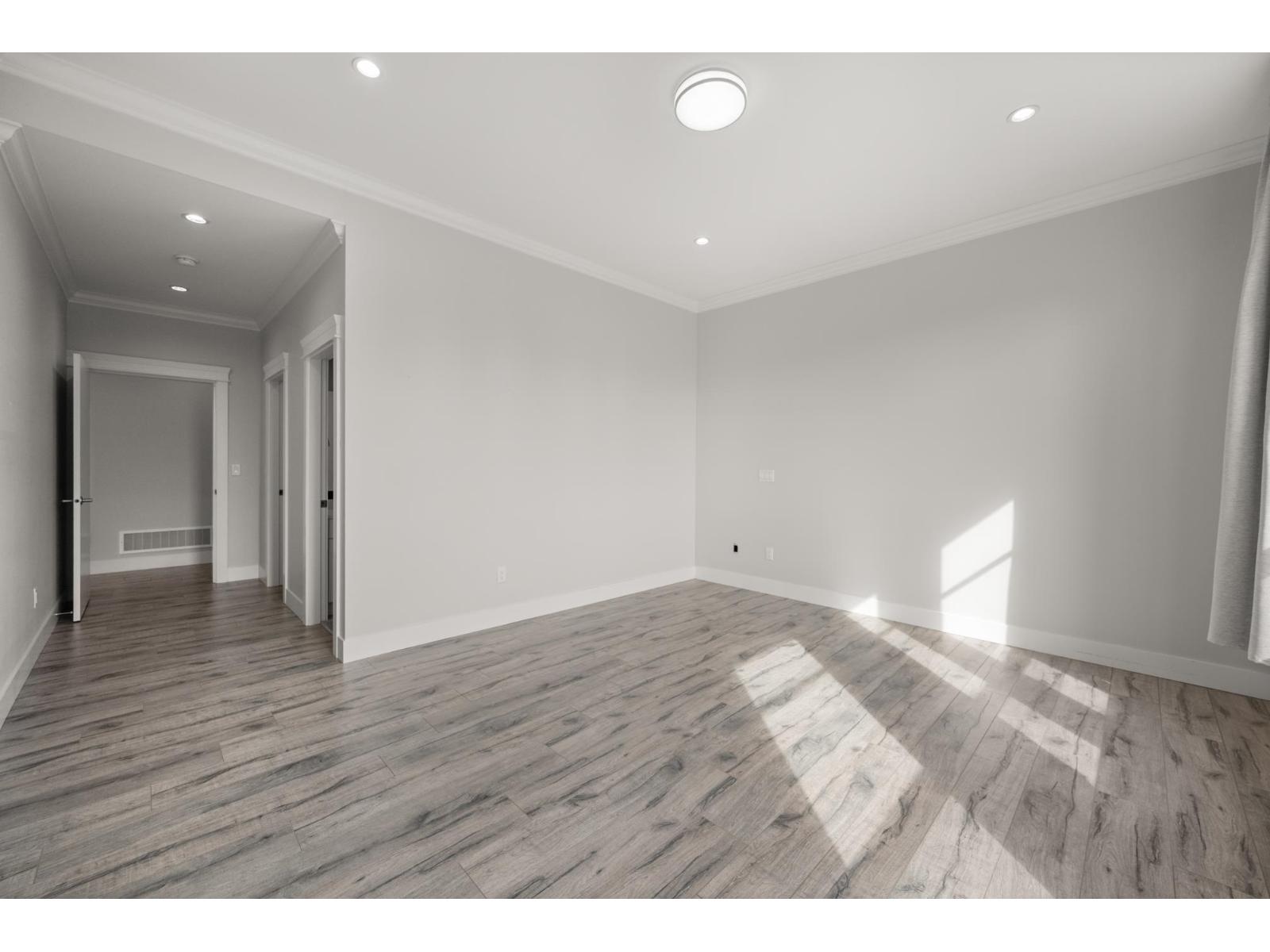 8379 Mctaggart Street, Mission, British Columbia  V2V 0G3 - Photo 31 - R3050671