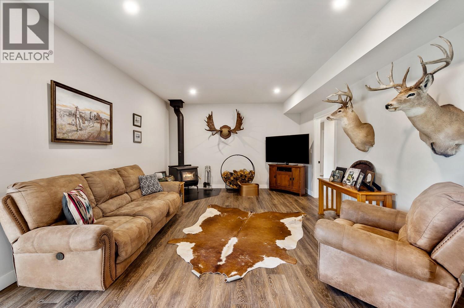 249 Twin Lakes Road, Enderby, British Columbia  V0E 1V3 - Photo 21 - 10363744