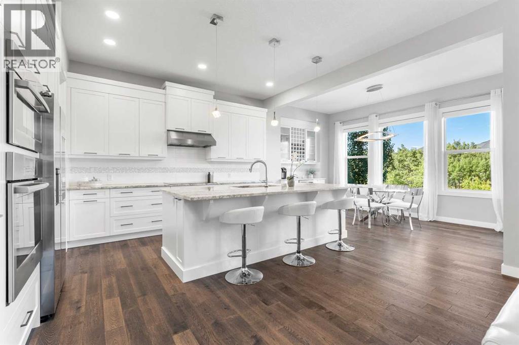 117 West Grove Point Sw, Calgary, Alberta  T3H 1V3 - Photo 9 - A2250237