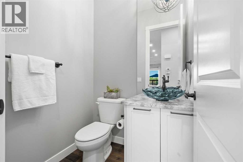 117 West Grove Point Sw, Calgary, Alberta  T3H 1V3 - Photo 18 - A2250237