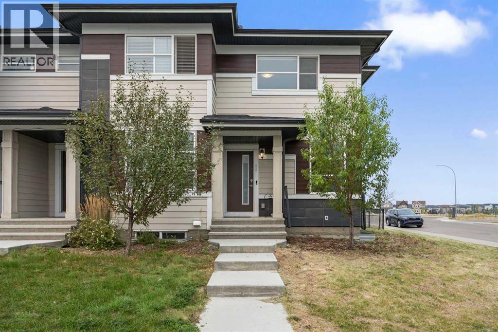 66 Skyview Parade Ne, Calgary, Alberta  T3N 0V4 - Photo 1 - A2254167