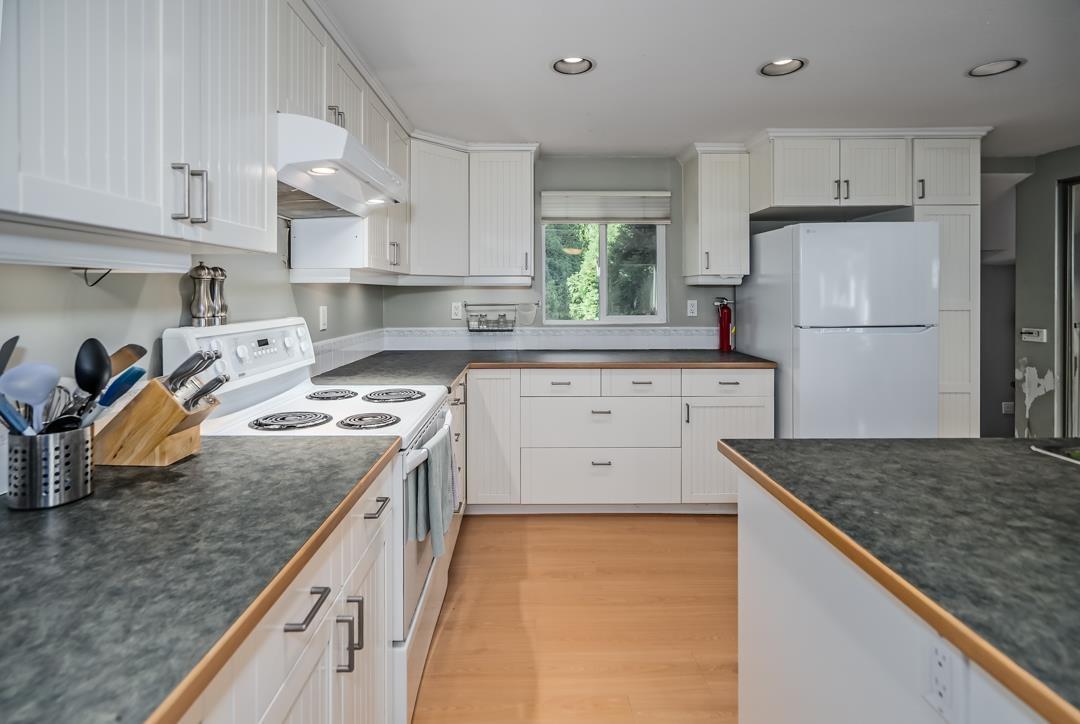 2242 Foothills Court, Abbotsford, British Columbia  V3G 1E1 - Photo 6 - R3050349