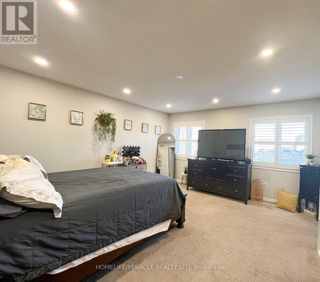 112 Gillespie Drive, Brantford, Ontario  N3T 0K2 - Photo 29 - X12404588