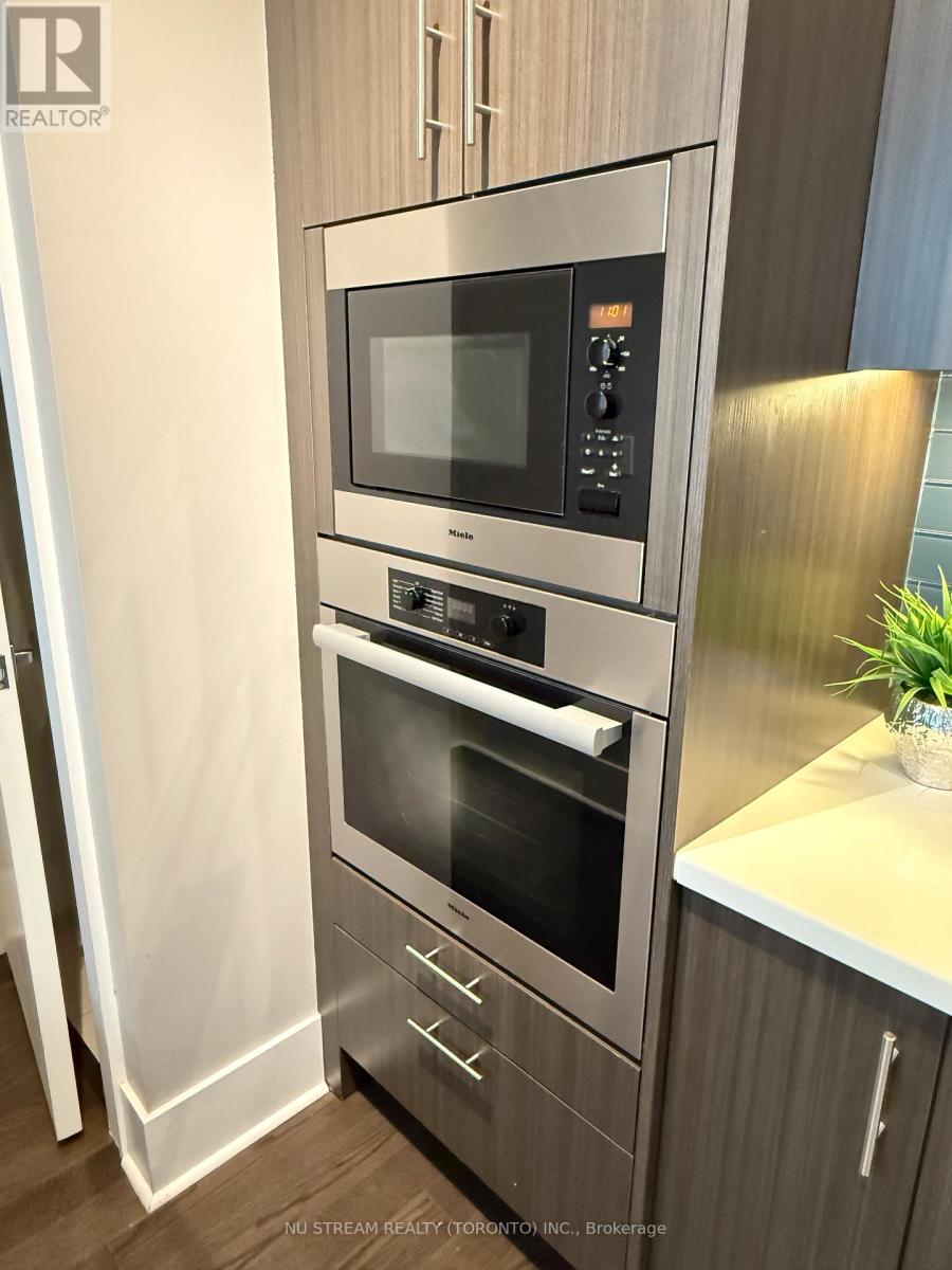 717 - 29 Queens Quay E, Toronto, Ontario M5E 0A4 - Photo 8 - C12294909