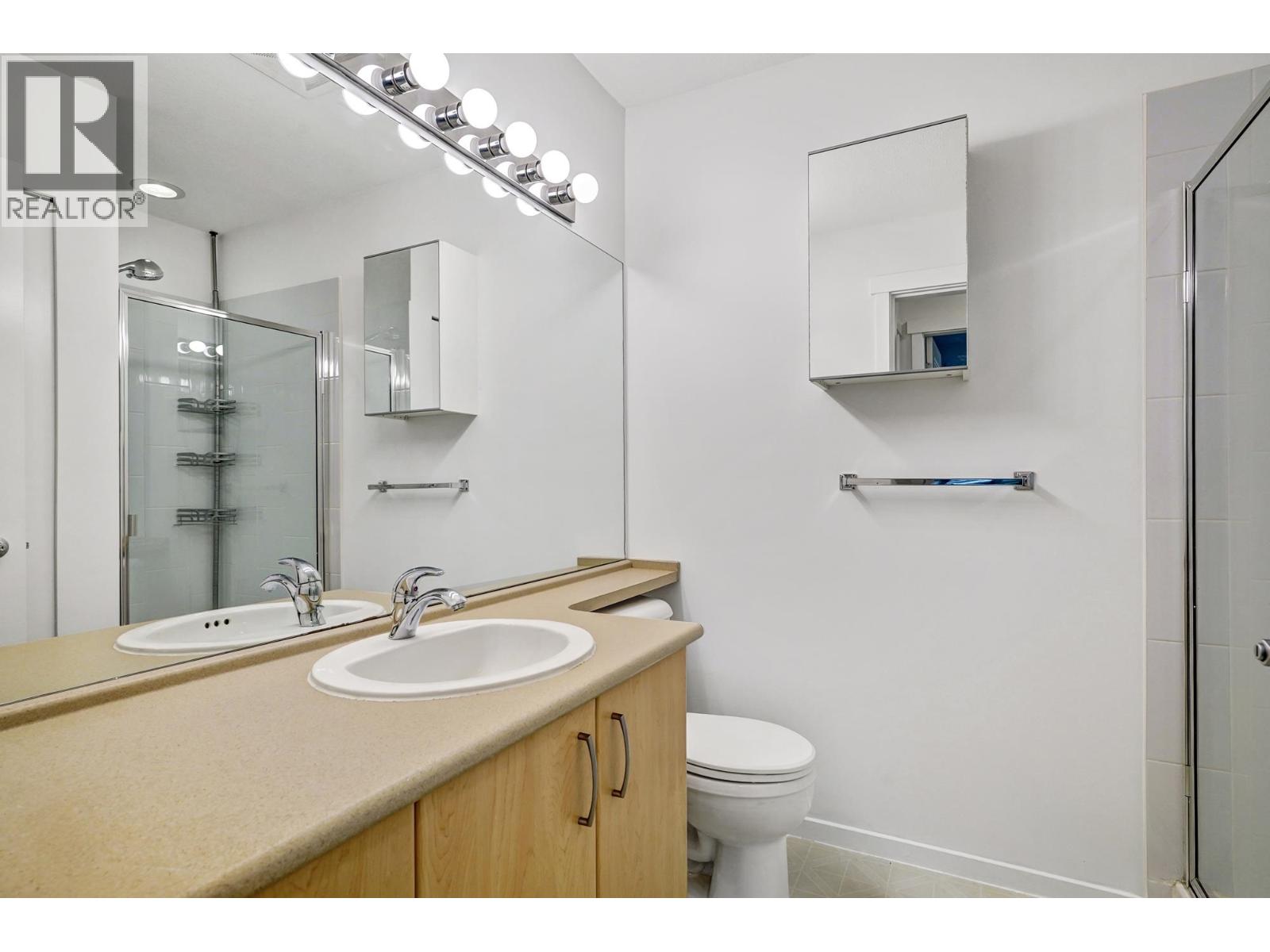 127 801 Klahanie Drive, Port Moody, British Columbia  V3H 5K4 - Photo 14 - R3050591