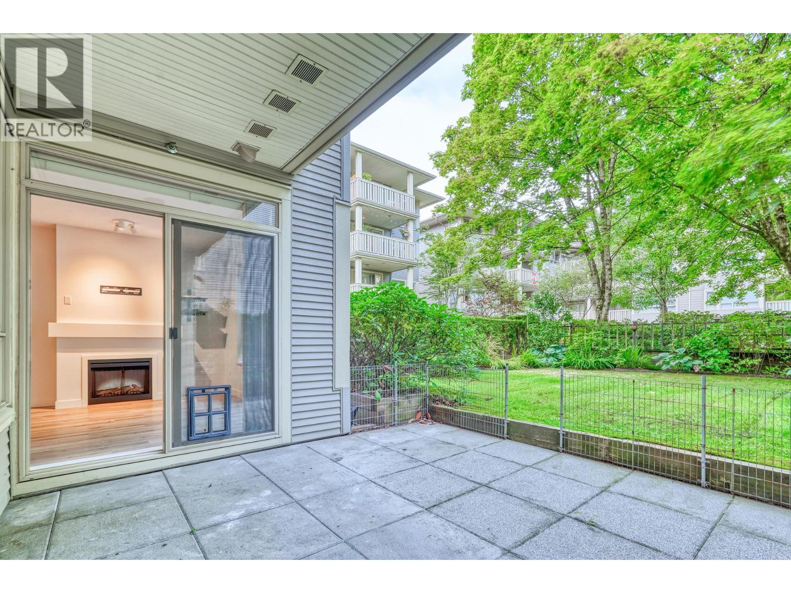 127 801 Klahanie Drive, Port Moody, British Columbia  V3H 5K4 - Photo 4 - R3050591