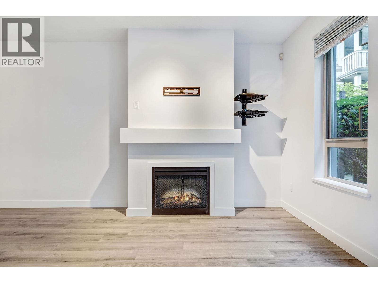 127 801 Klahanie Drive, Port Moody, British Columbia  V3H 5K4 - Photo 8 - R3050591