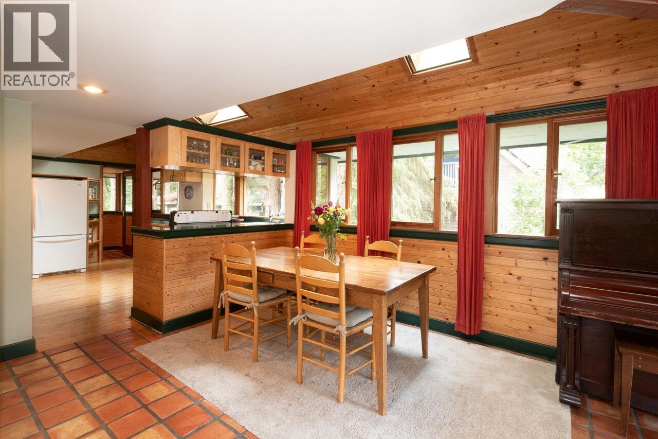1261 Eagle's Nest Road, Bowen Island, British Columbia  V0N 1G1 - Photo 10 - R3050588