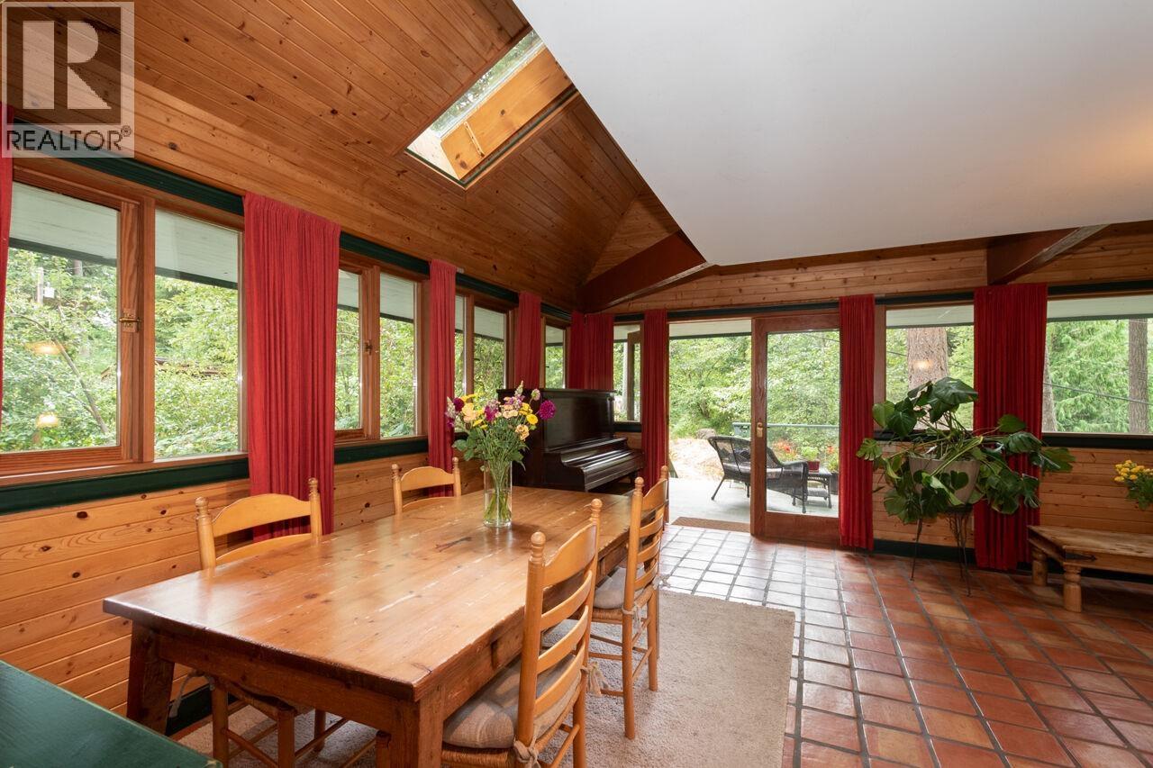 1261 Eagle's Nest Road, Bowen Island, British Columbia  V0N 1G1 - Photo 4 - R3050588