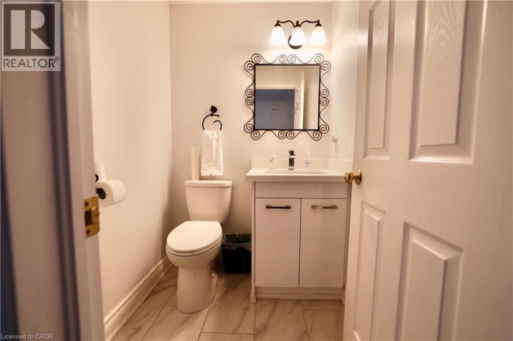 549 Violet Street, Waterloo, Ontario  N2V 2T8 - Photo 10 - 40772460