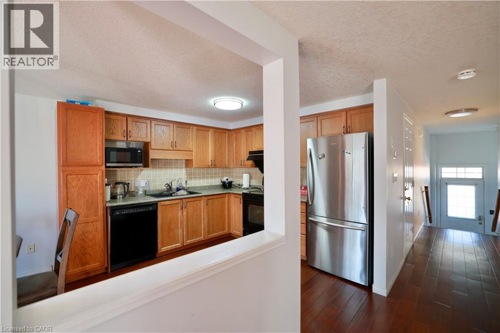 549 Violet Street, Waterloo, Ontario  N2V 2T8 - Photo 5 - 40772460