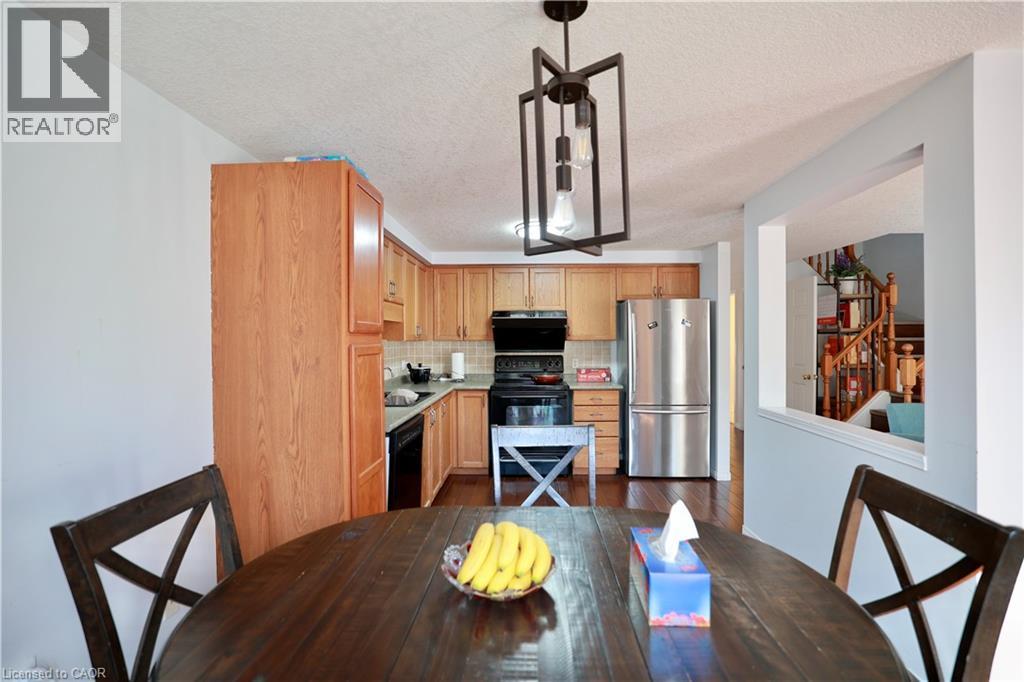549 Violet Street, Waterloo, Ontario  N2V 2T8 - Photo 7 - 40772460