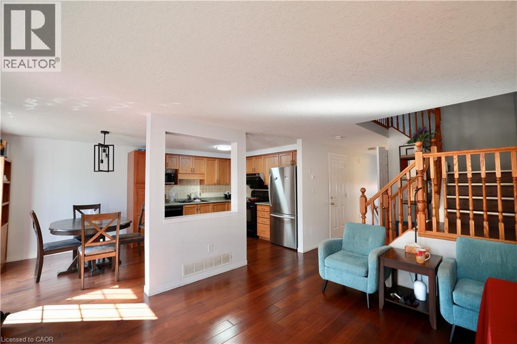 549 Violet Street, Waterloo, Ontario  N2V 2T8 - Photo 8 - 40772460
