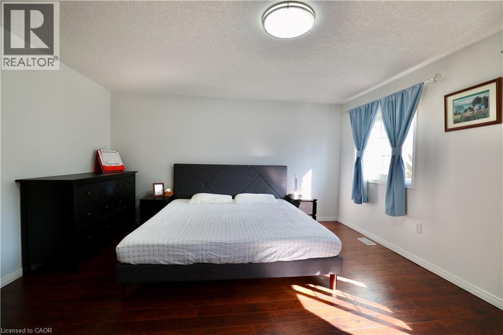 549 Violet Street, Waterloo, Ontario  N2V 2T8 - Photo 18 - 40772460