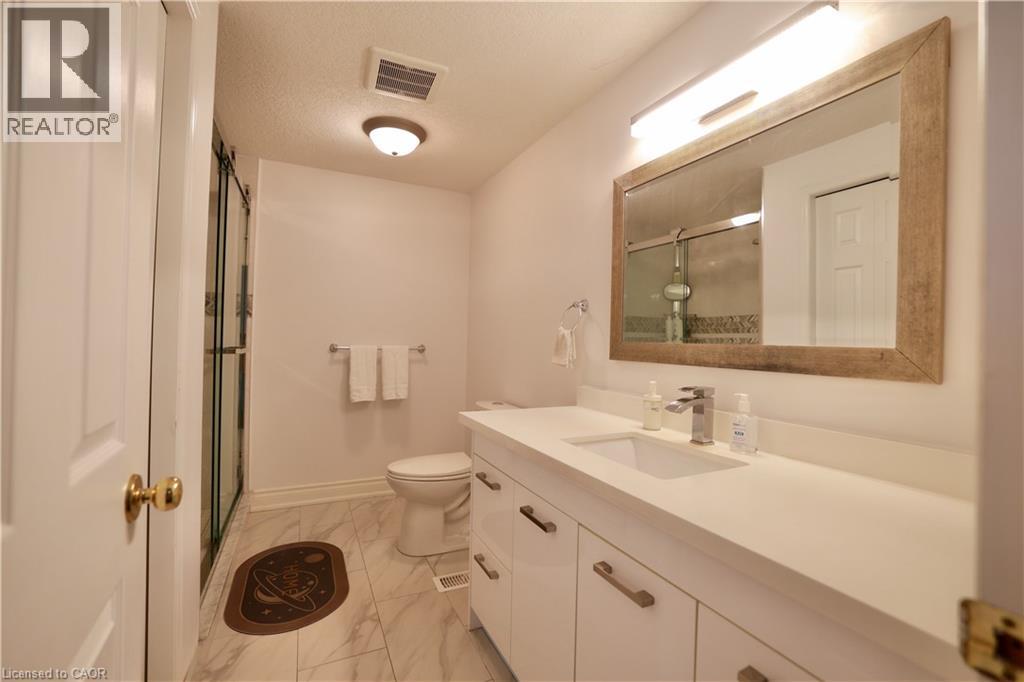 549 Violet Street, Waterloo, Ontario  N2V 2T8 - Photo 11 - 40772460