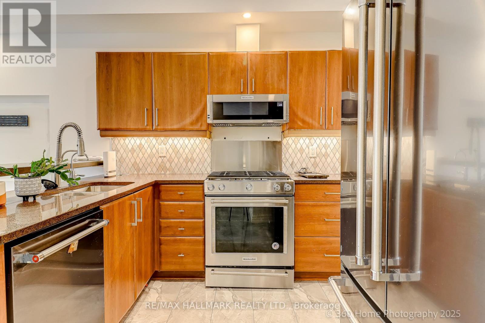 333 - 500 Richmond Street W, Toronto, Ontario  M5V 3N4 - Photo 8 - C12416107