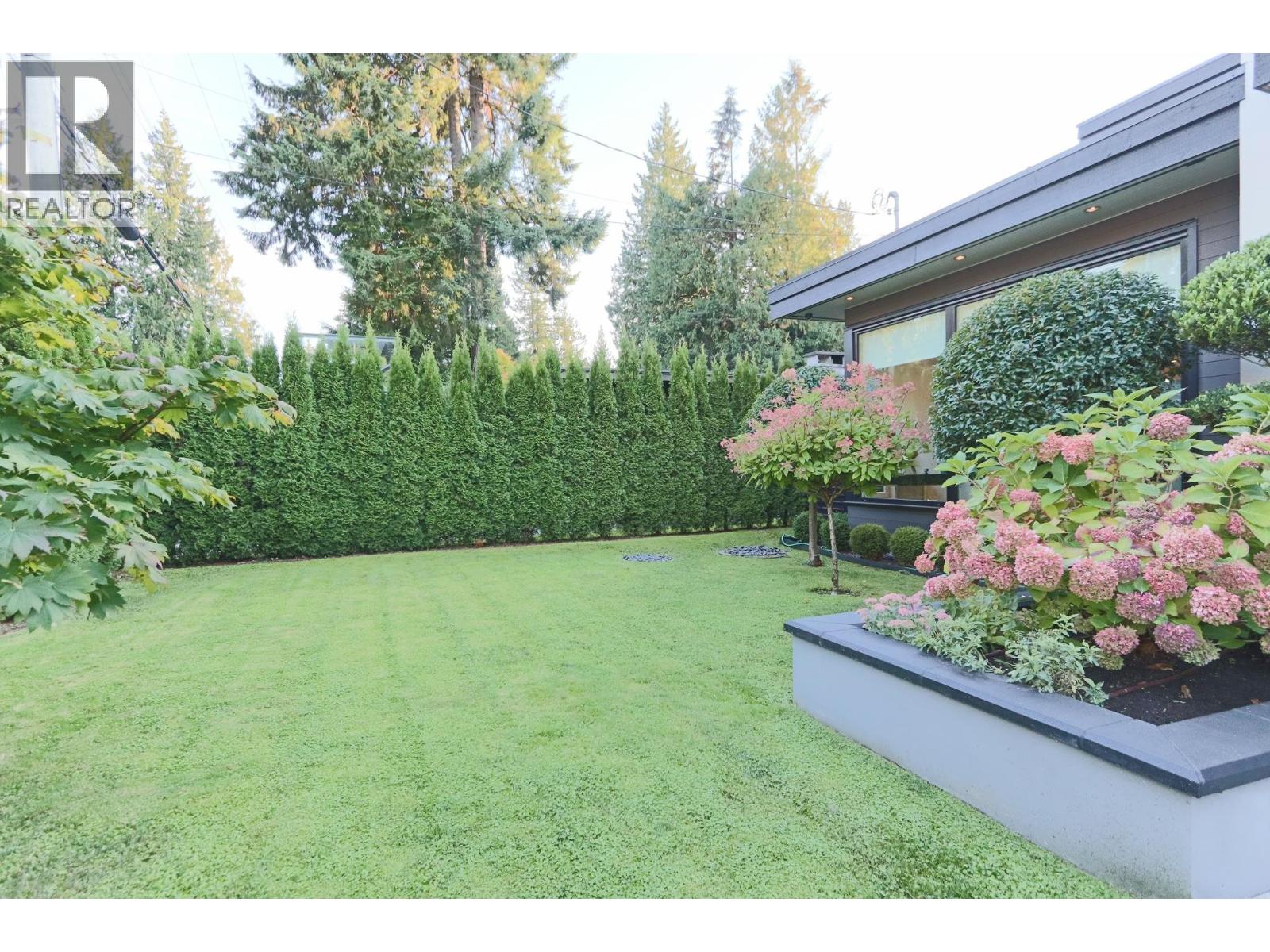 4341 Carolyn Drive, North Vancouver, British Columbia  V7R 4A5 - Photo 32 - R3050317