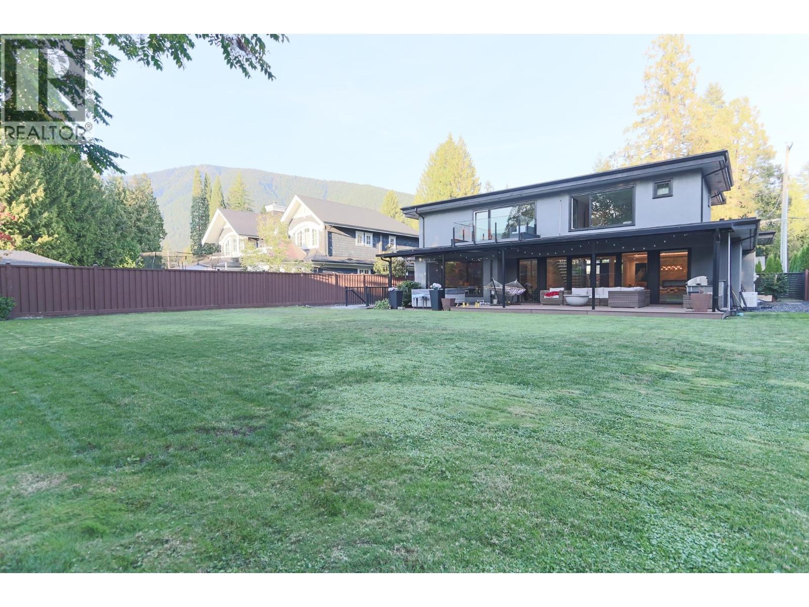 4341 Carolyn Drive, North Vancouver, British Columbia  V7R 4A5 - Photo 28 - R3050317