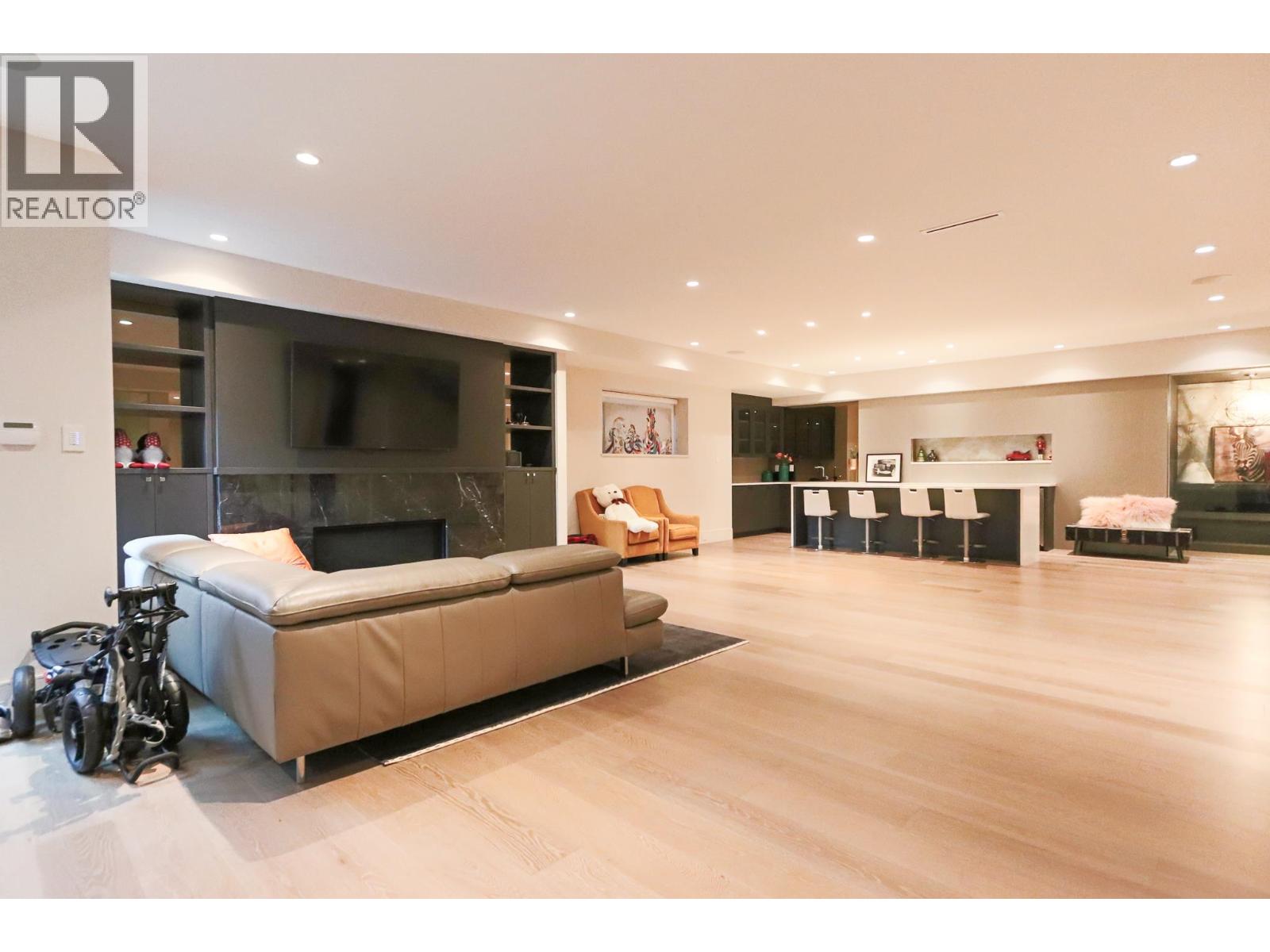 4341 Carolyn Drive, North Vancouver, British Columbia  V7R 4A5 - Photo 23 - R3050317