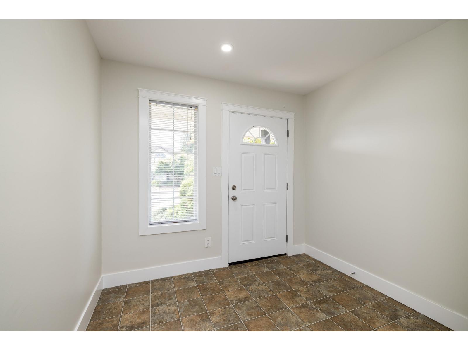 8475 Cade Barr Street, Mission, British Columbia  V2V 7K4 - Photo 12 - R3050694