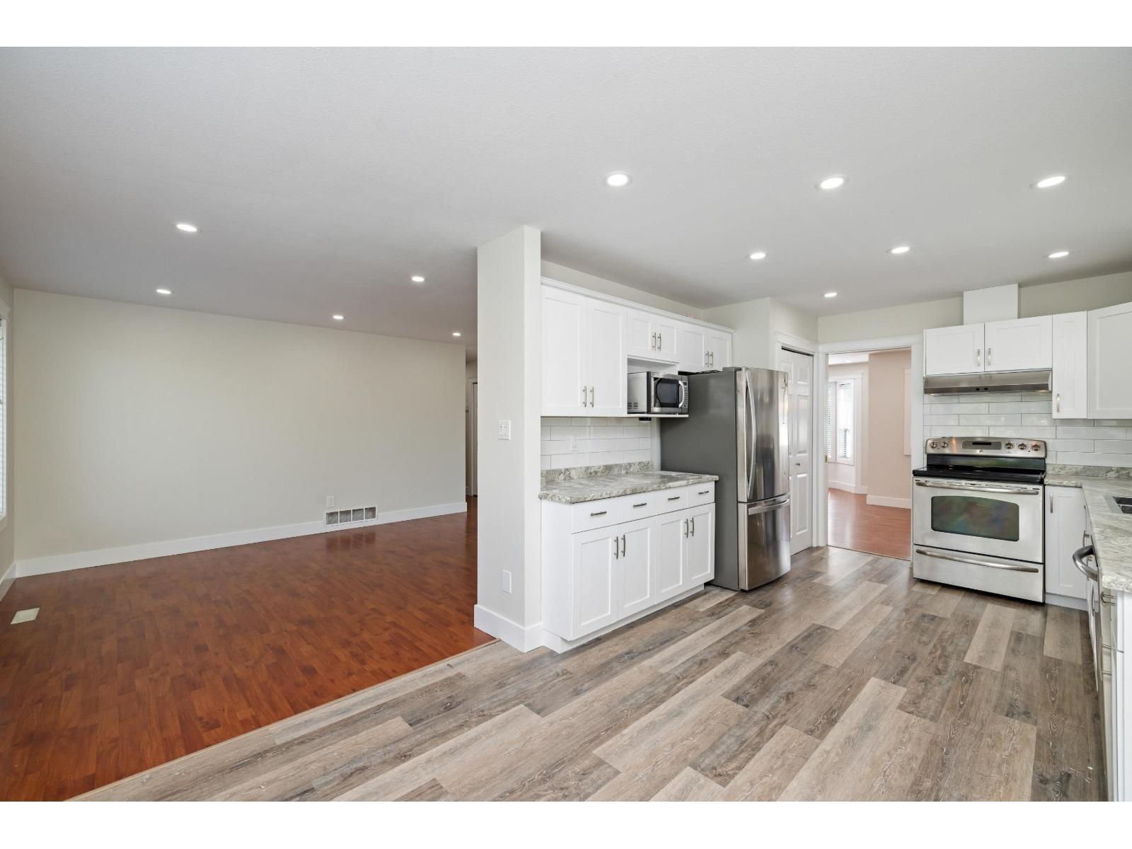 8475 Cade Barr Street, Mission, British Columbia  V2V 7K4 - Photo 8 - R3050694