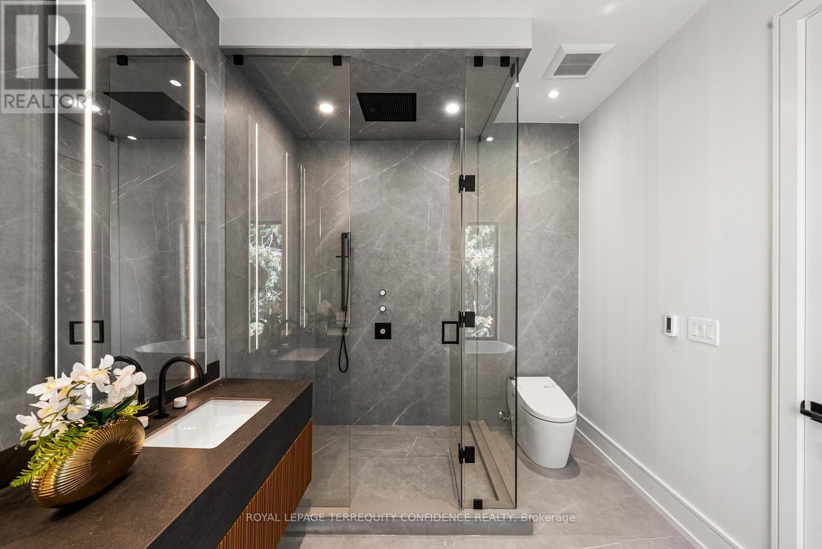 276 Horsham Avenue, Toronto, Ontario  M2R 1G4 - Photo 23 - C12419473