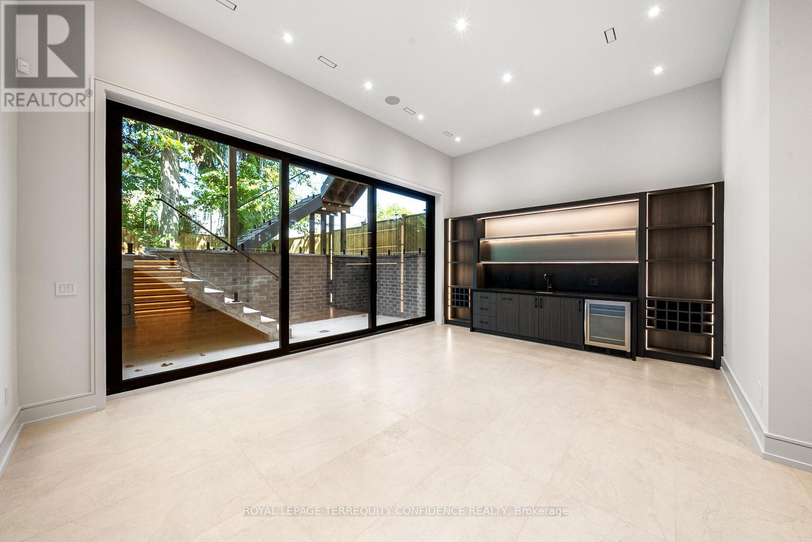 276 Horsham Avenue, Toronto, Ontario  M2R 1G4 - Photo 37 - C12419473