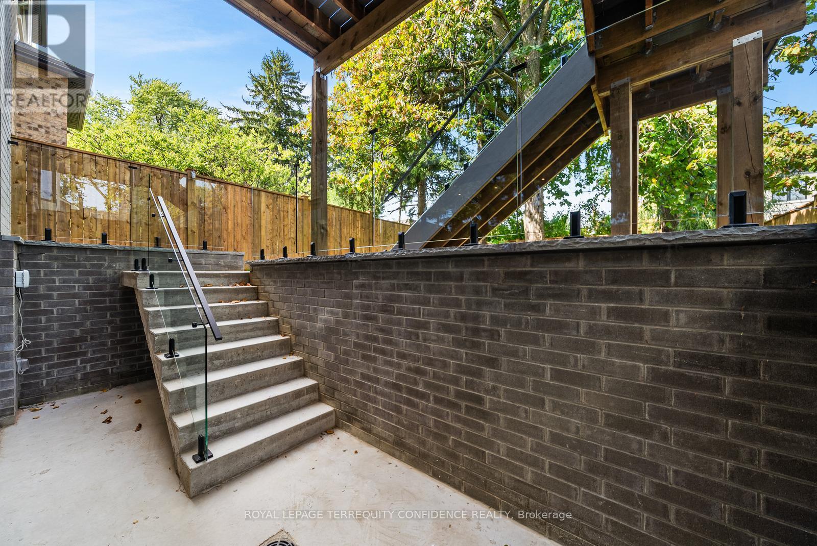 276 Horsham Avenue, Toronto, Ontario  M2R 1G4 - Photo 44 - C12419473